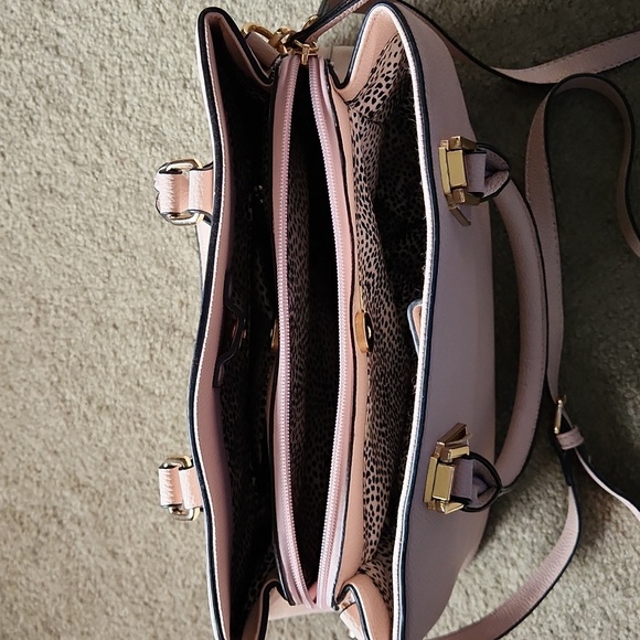 Pink bag. Good condition - Picture 3 of 7